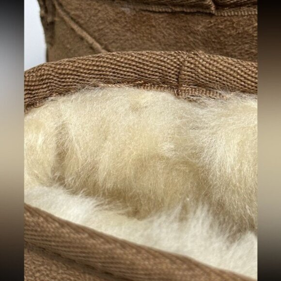 UGG Classic Ultra Mini Boots - Picture 6 of 6